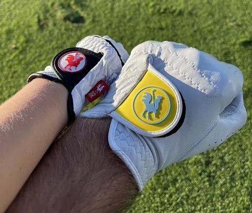 Young golfer using a junior golf glove from Family Fairways
